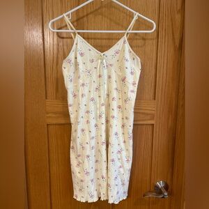 St. Eve Sleepwear Floral Night Gown S